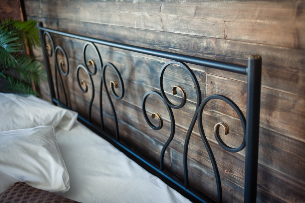 Кованые кровати, Кованая кровать Лацио 1.4 с двумя спинками