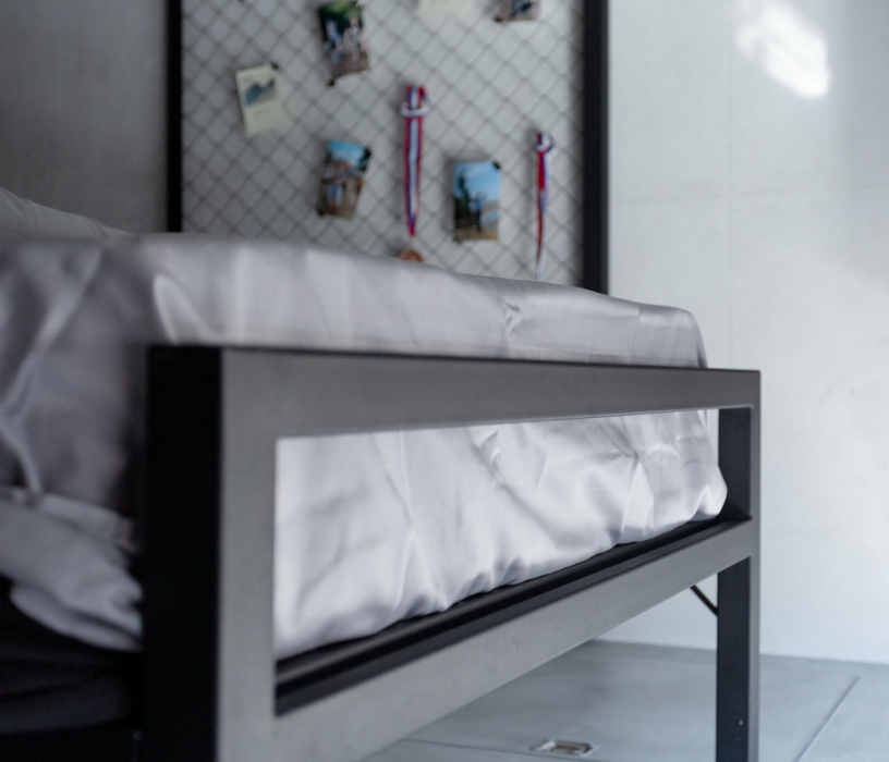 Кованые кровати, Металлическая кровать Аристо 1.4