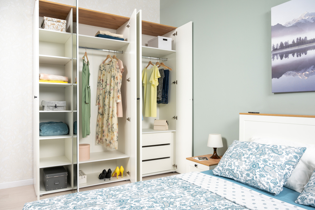 Для одежды, Шкаф для одежды Остин 13.336.02, белая шагрень, дуб золотой крафт